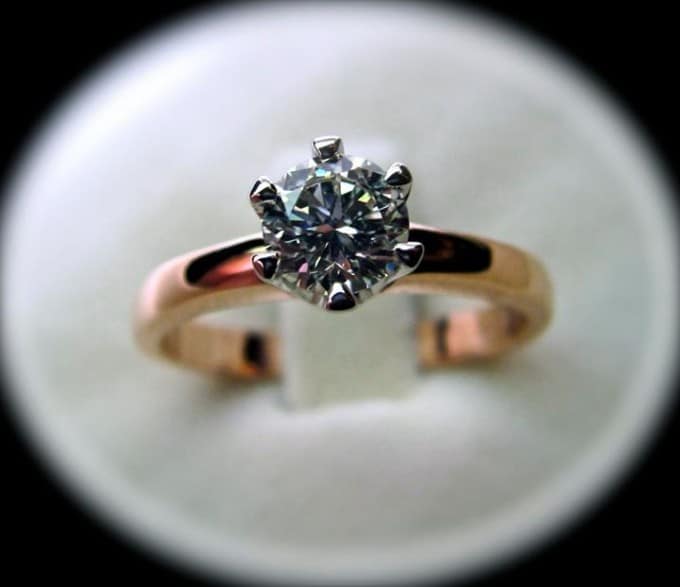 engagement diamond ring
