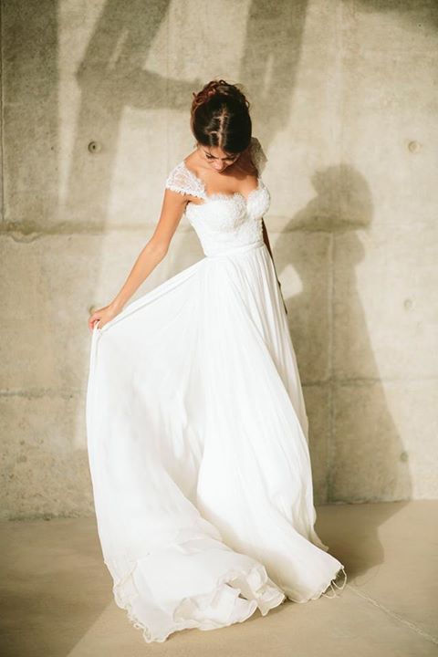 Wedding Dress Elena Strongyliotou