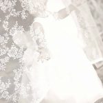 A total white vintage wedding