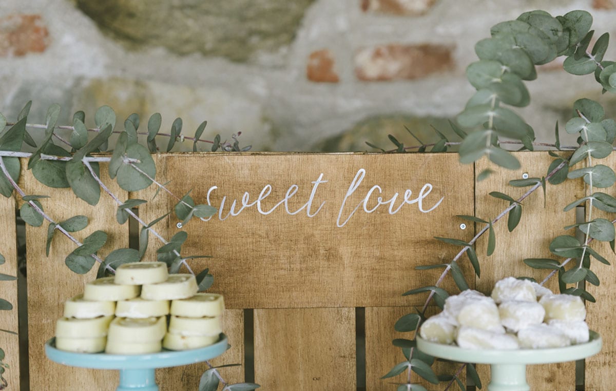 Ideas and tips for a colorful boho wedding