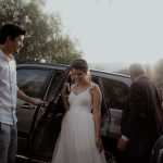 Πρωτότυπες ιδέες για άφιξη νύφης στην εκκλησία με αμάξι