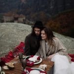 Ιδέες για ρομαντική φωτογράφιση elopement σε βουνό στα Μετέωρα