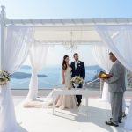 Ονειρεμένος καλοκαιρινός γάμος στη Σαντορίνη phosart photography