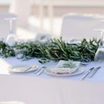 Διακόσμηση γάμου με φύλλα ελιάς