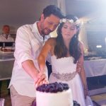 Εντυπωσιακός γάμος στην Πάρο με νυφικό Jenny Packham