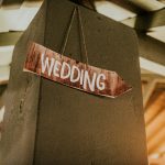 Μοντέρνος και απλός γάμος με rustic στοιχεία