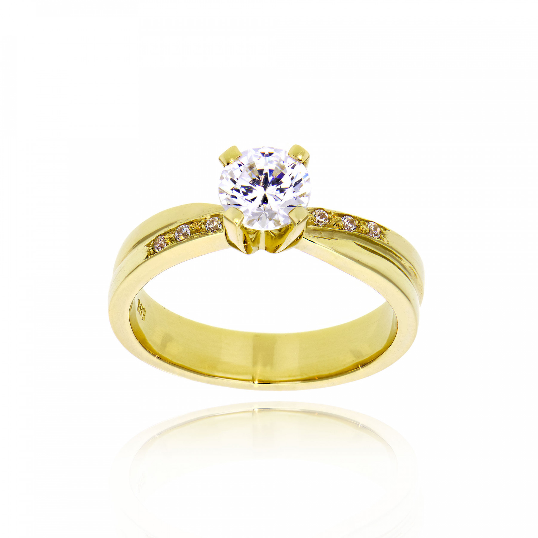 Πως να διαλέξετε σωστά τα δαχτυλίδια του γάμου σας by Skaras Jewels